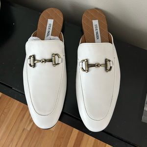 Steve Madden, Brand New, Dazling White Mules Size 9.5- Men